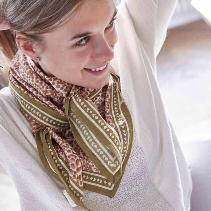 Foulard Toiles Indinnes main image 1